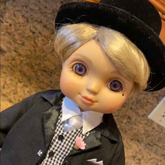 Marie Osmond doll - Picture 2 of 5